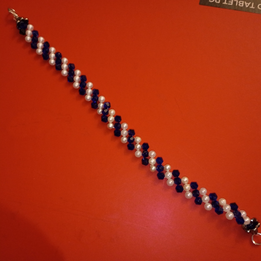 Czech crystals handmade beaded bracelet